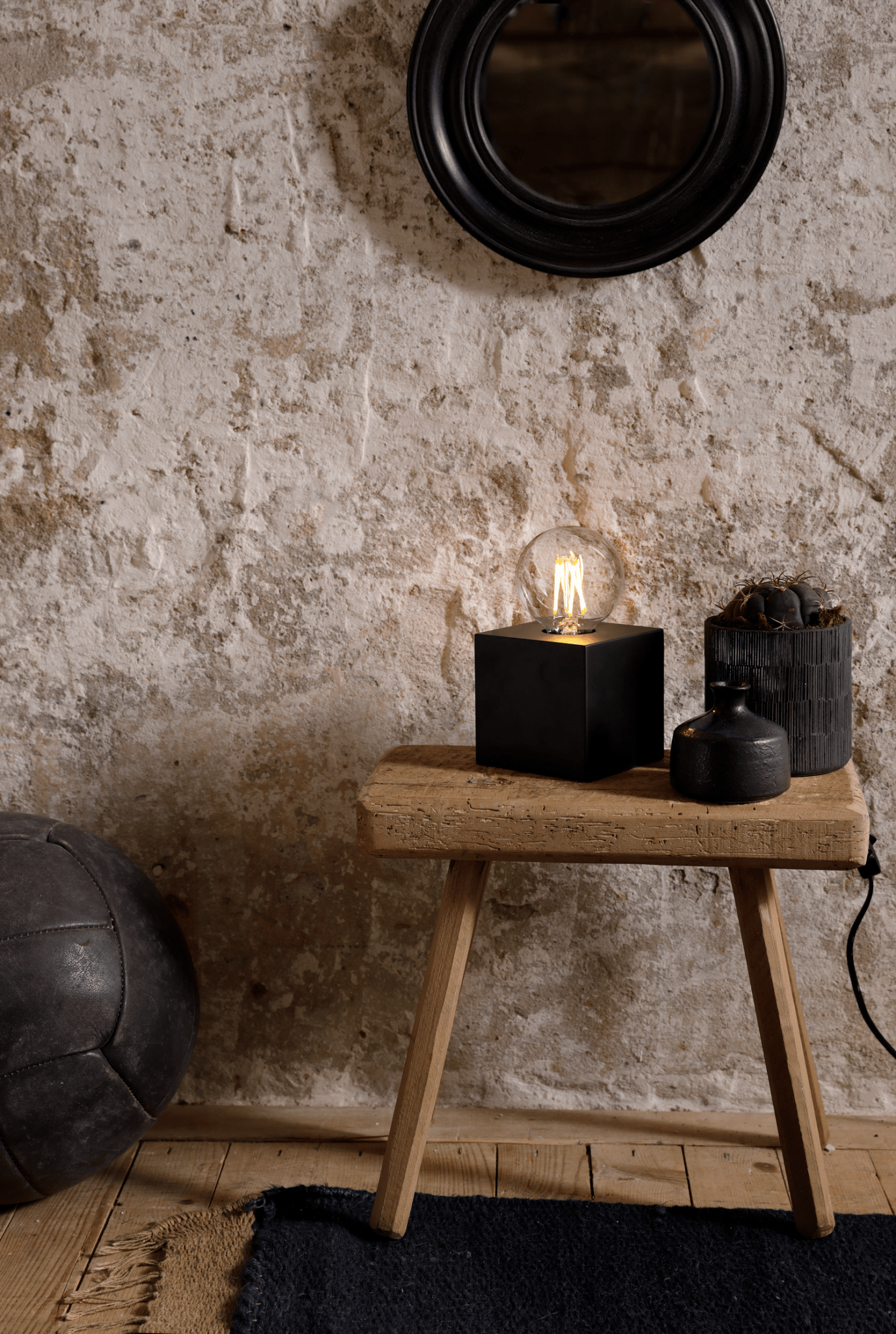 Calex Warm Filament LED Lamp - E27 - G80 - Clear - 3.5W - Dimmable